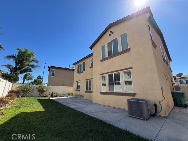 Building Photo - 14223 Symphony Ct