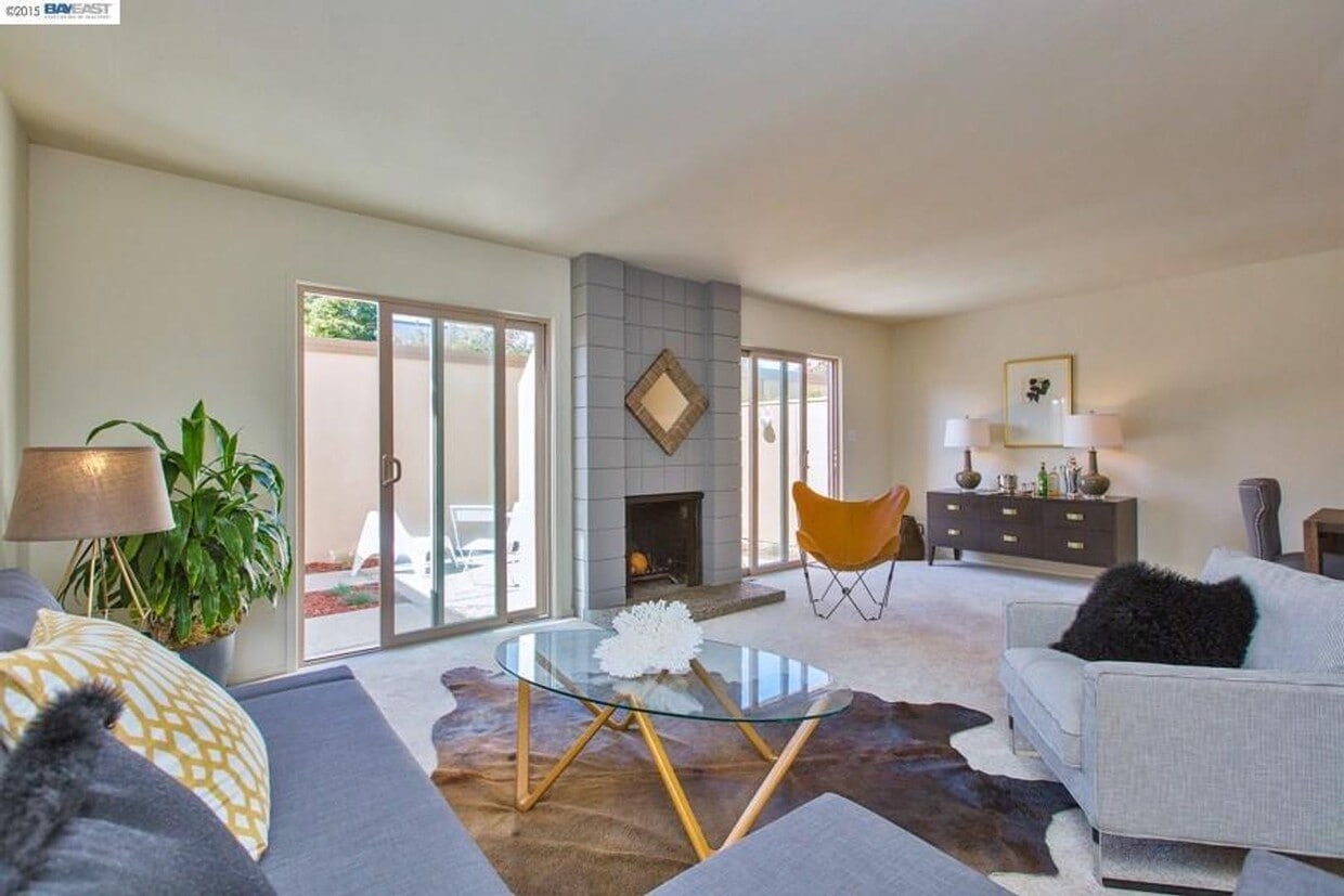 Photo - 1141 Verdemar Dr - 4 bedroom | 2.5 bathroom | Townhouse