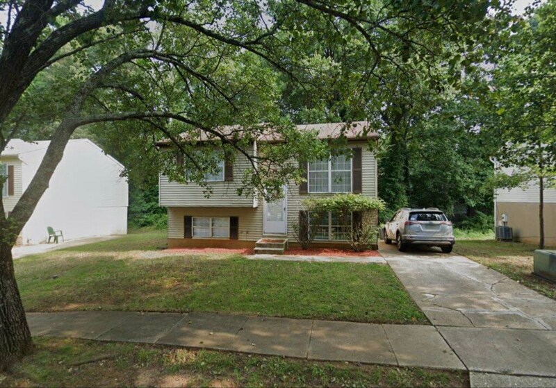 Foto principal - 1304 Old Pine Ct