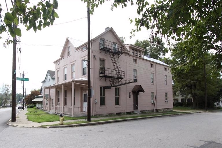 Foto principal - 4259 Vine St