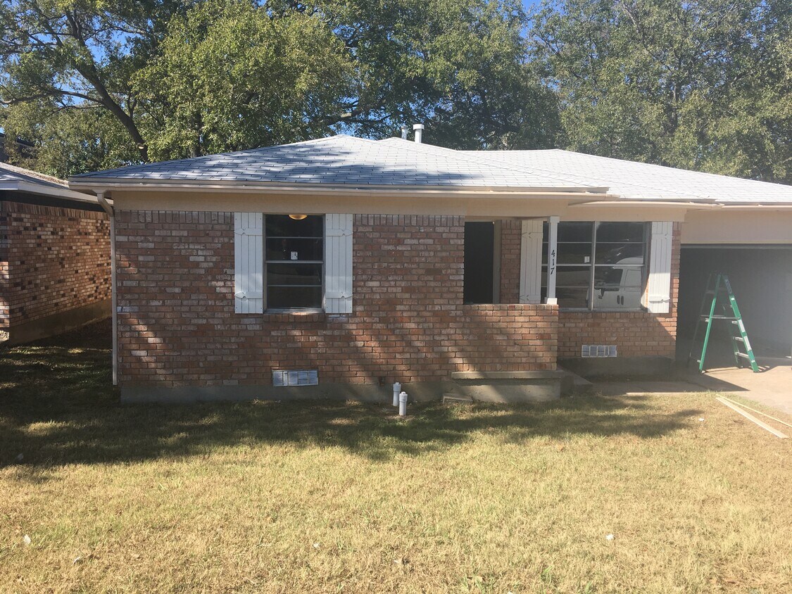 417 NW 18th St, Grand Prairie, TX 75050 House Rental in Grand Prairie