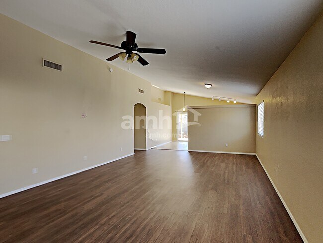 Building Photo - 6426 E Mary Dr