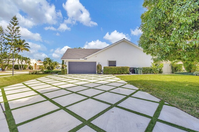 Building Photo - 2470 Sandstone Ct