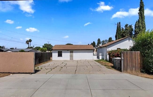 Foto del edificio - 4508 Edgewood Pl