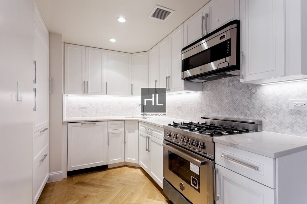 Foto principal - East 88th Street