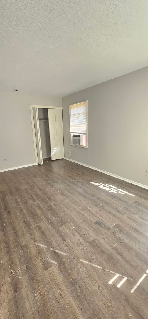 Foto del edificio - ***Ready to Move In****!! 3 Bedroom 1 Bath