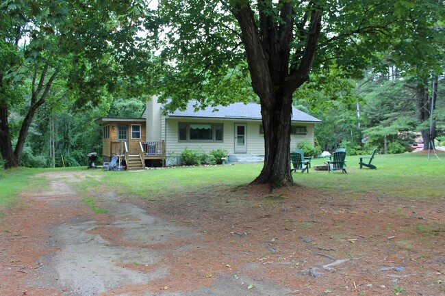 Building Photo - 77 Eaton Ave