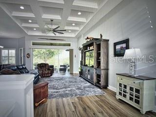 Building Photo - 887 Clear Lake Dr