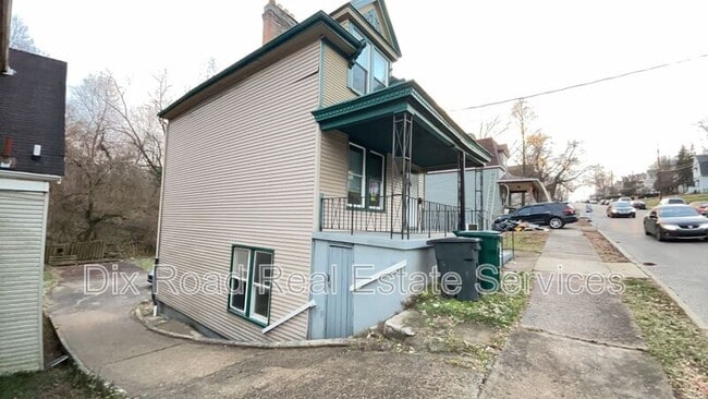 Photo - 879 Rockdale Ave House