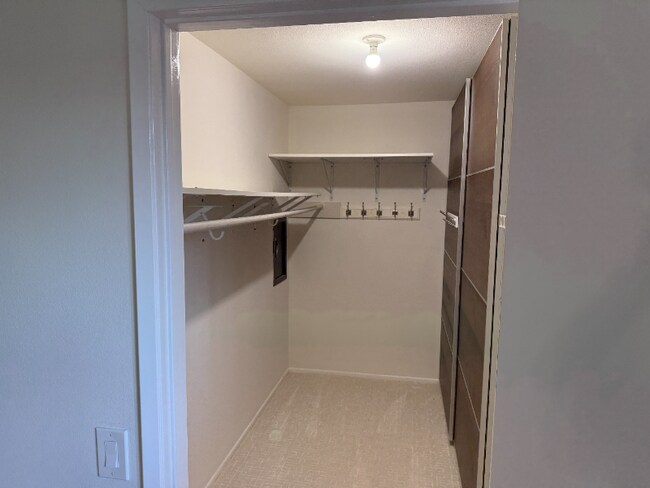 Foto del edificio - 14732 Brierwood Dr