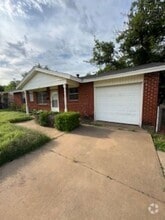 Building Photo - 4117 Wrangler Dr