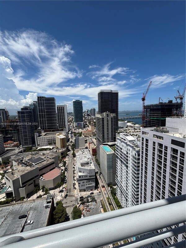 Foto del edificio - 133 NE 2nd Ave