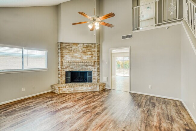 Foto del edificio - 11830 Perry Rd