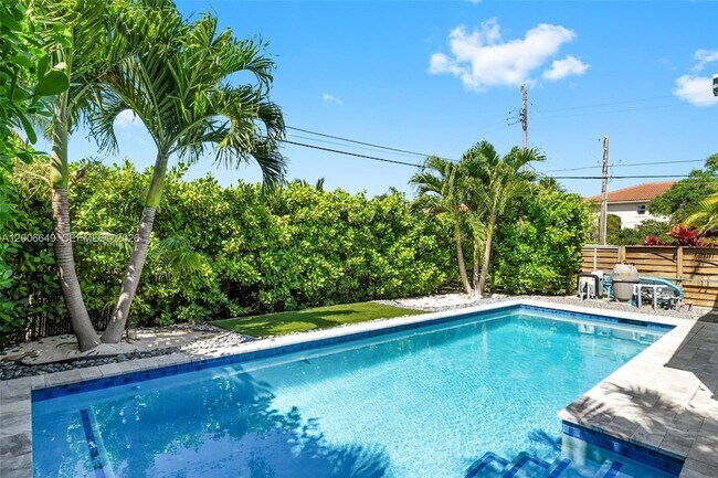 Foto del edificio - 930 N 11th Ct