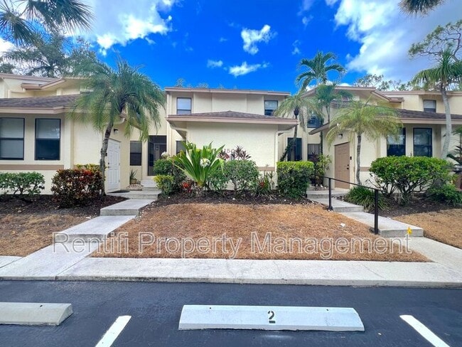 Building Photo - 15051 Parkside Dr