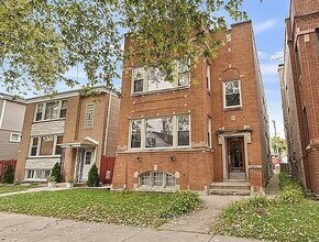 Building Photo - 5010 W Henderson St
