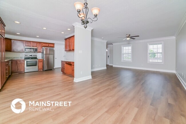 Building Photo - 5300 Stricter Ln