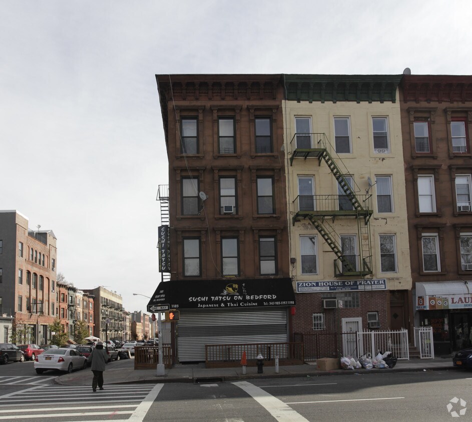 Foto del edificio - 1185 Bedford Ave