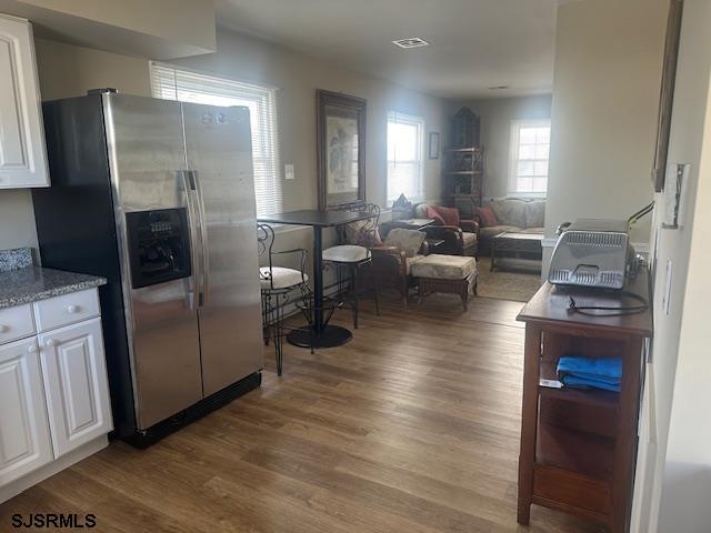 Building Photo - 141 5th St N