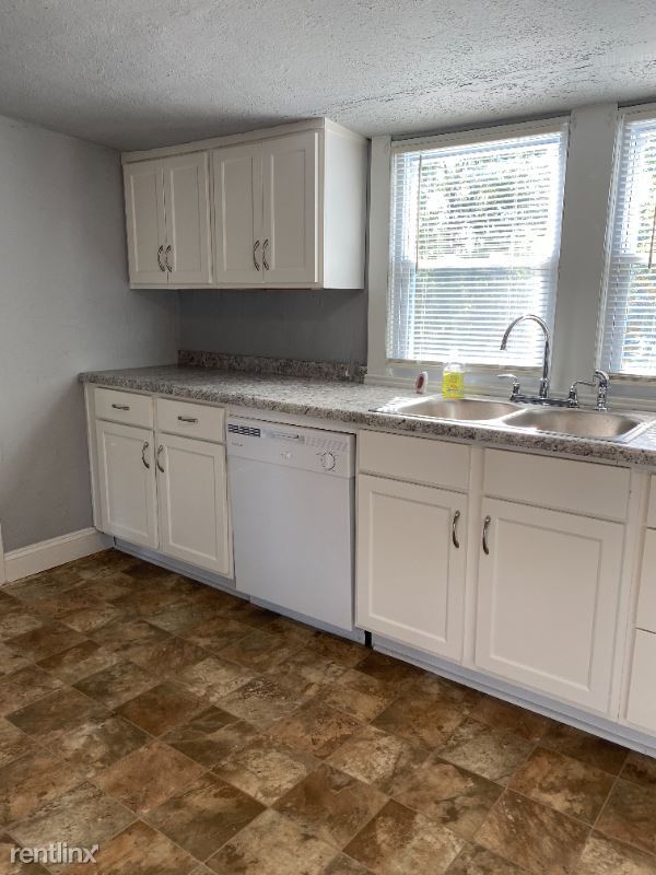 Building Photo - 1 br, 2 bath House - 411 Clifton Rd