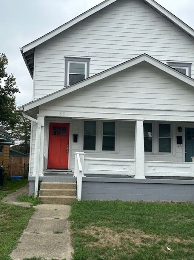 Building Photo - 85-87-87 Schultz Ave