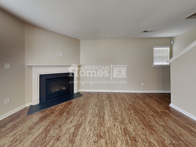Foto del edificio - 3621 Blue Spruce Court