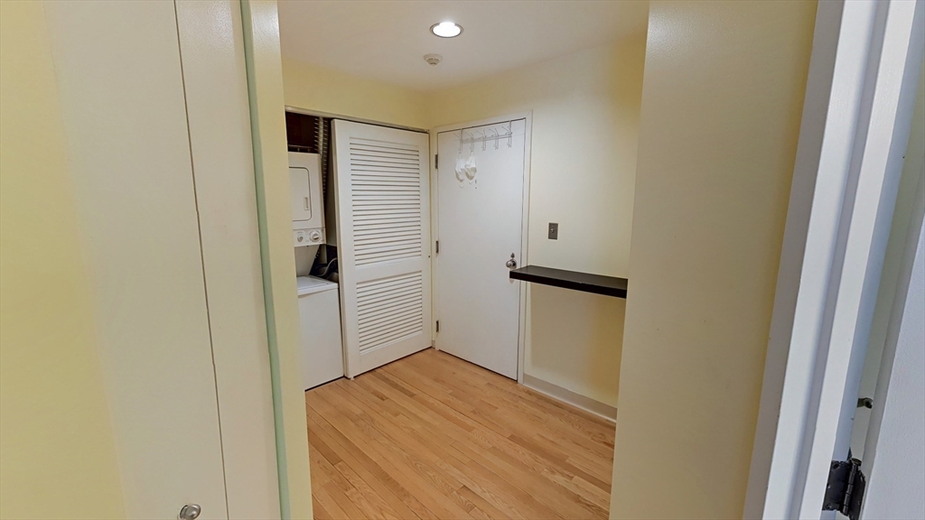 Foto principal - 103 Gainsborough St
