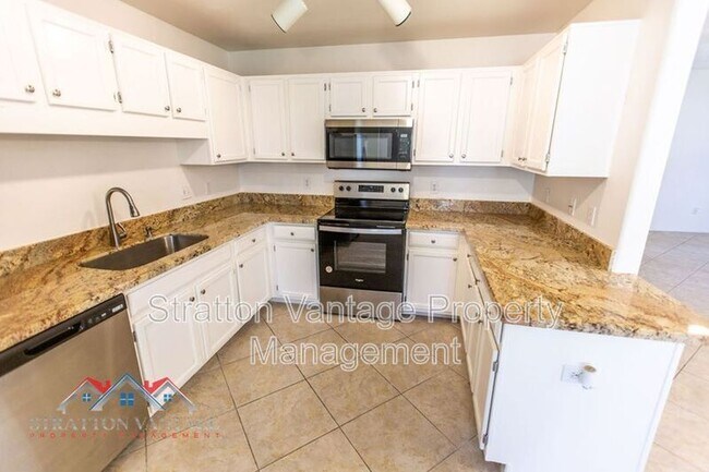 Foto del edificio - 15050 N Thompson Peak Pkwy
