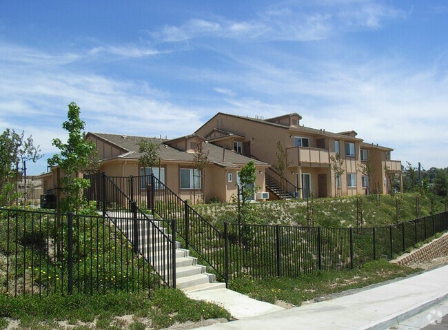 Building Photo - East Windmill Villa Apartments