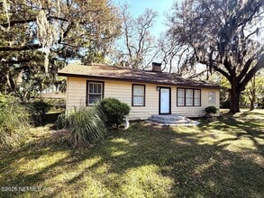 Building Photo - 2414 Prospect St