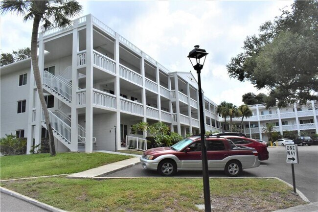 Building Photo - 2021 Australia Way W