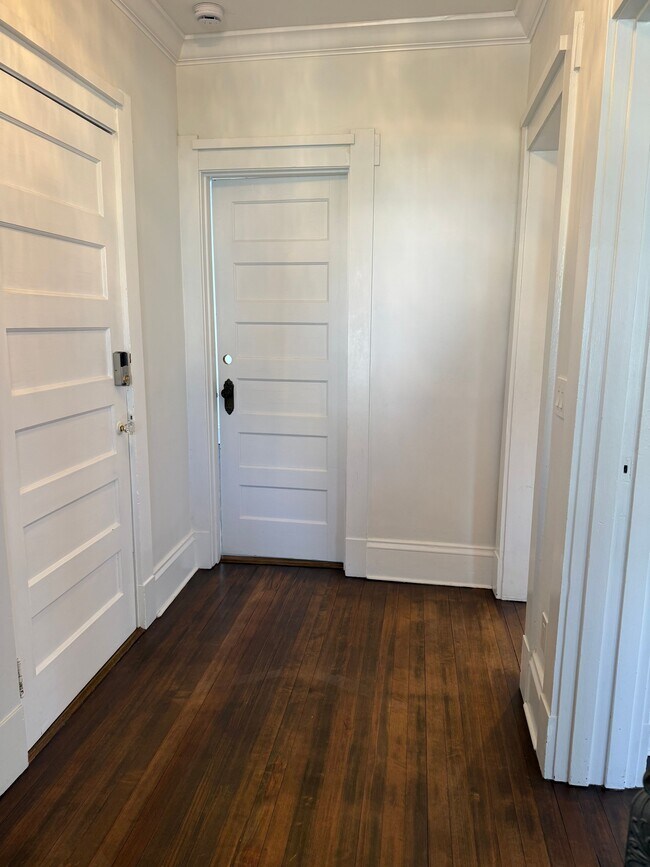 Foto del edificio - 33 Montclair Ave