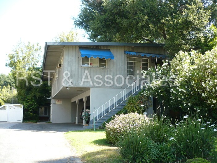 Foto principal - 1628 Bank St