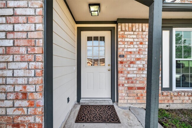 Foto del edificio - 6515 Morrisglen Ct