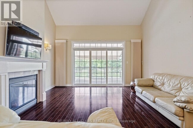 Building Photo - 114 Lakeside Vista Way