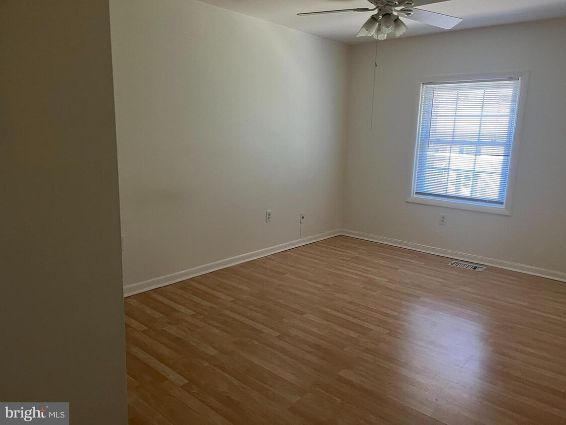 9060 Moonshine Hollow Unit J, Laurel, MD 20723 Condo for Rent in