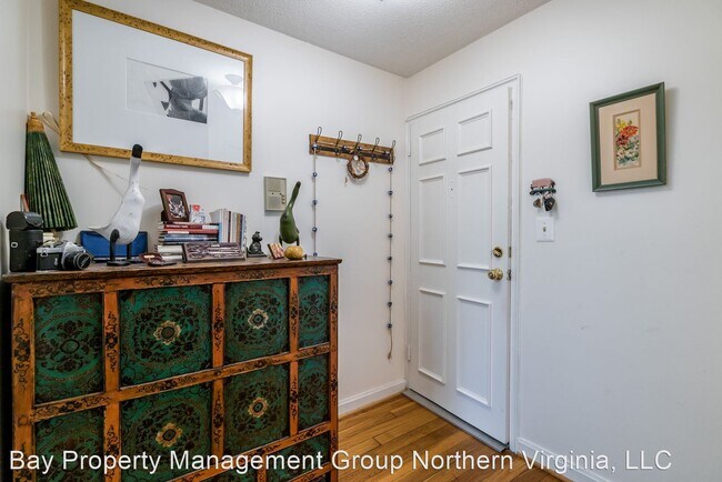 Foto del edificio - 1 br, 1 bath House - 108 GEORGE MASON DR. ...