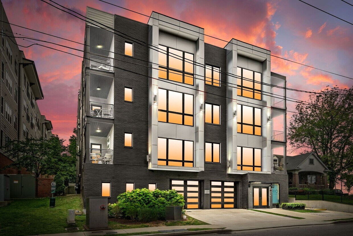 Stunning West End Nashville Condo - Available Now! - Stunning West End Nashville Condo - Available Now!