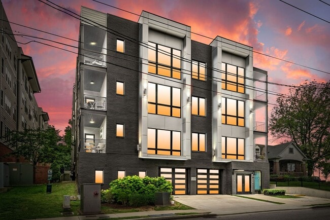 Building Photo - 119 Acklen Park Dr