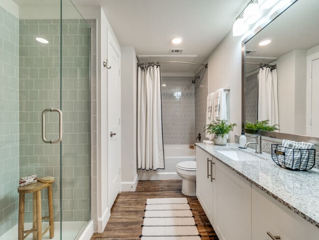 Interior Photo - Ravello Stonebriar