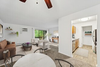 Building Photo - ReNew Woodlake