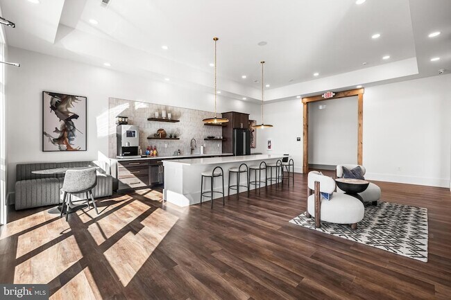 Foto del edificio - 2623 Maplewood Cir