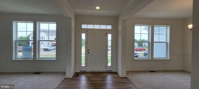 Foto del edificio - 9431 Alloway Dr