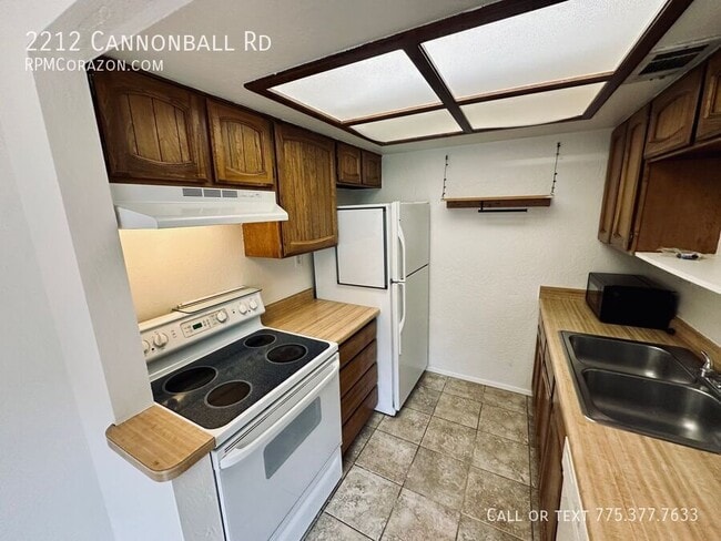 Building Photo - 2212 Cannonball Rd