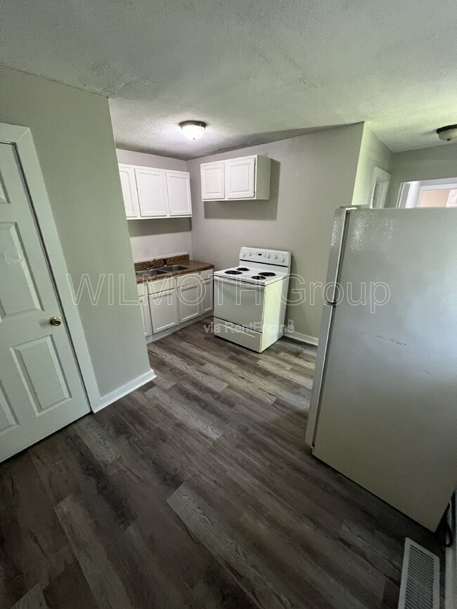 Building Photo - 2722 N Olney St