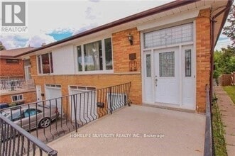 Building Photo - 31 Lakeland Dr