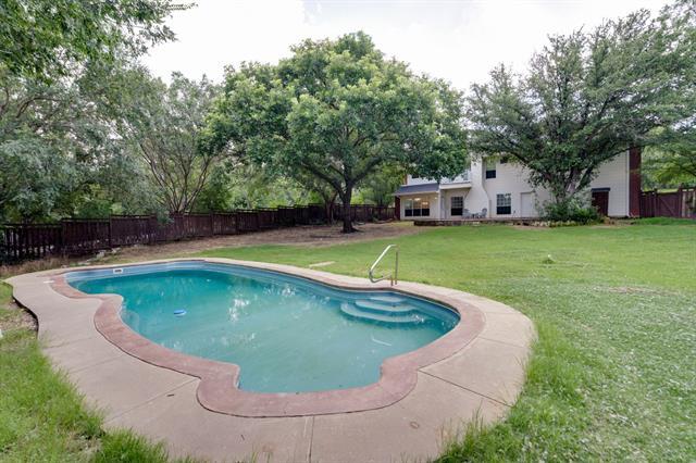 Foto del edificio - 3937 Valley View Ln