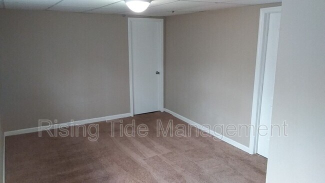 Foto del edificio - 5433 Rosemary Rd