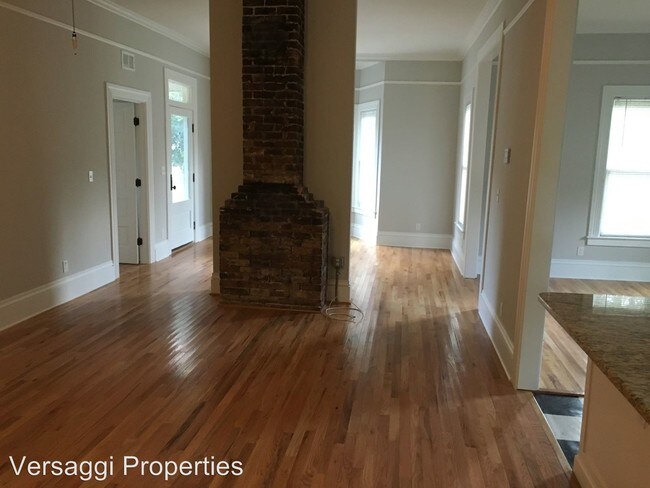 Building Photo - 3 br, 2 bath House - 2201 Central Ave