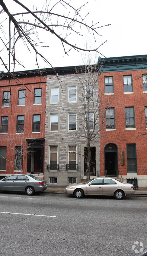 Primary Photo - 925 N Calvert St